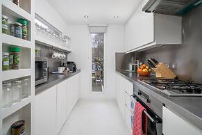 JOIVY Captivating 2-Bed Flat In Shepherd'S Bush