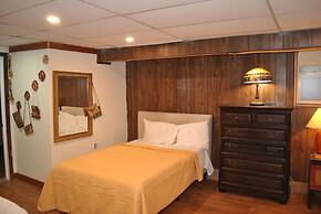 Newark Hansbury Multi Level House