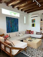 Casa Real del Cabrero by SOHO