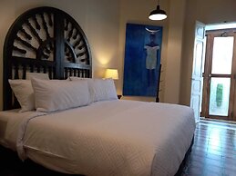 Casa Real del Cabrero by SOHO