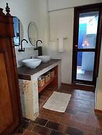 Casa Real del Cabrero by SOHO