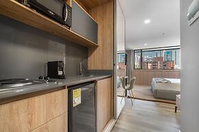 Apartment Go Living & Suites by HOUSY HOST