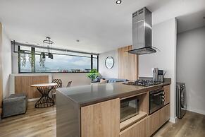 Apartment Go Living & Suites by HOUSY HOST