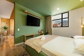 Apartment Go Living & Suites by HOUSY HOST