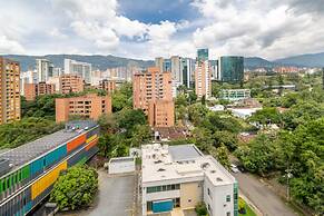 Apartment Go Living & Suites by HOUSY HOST