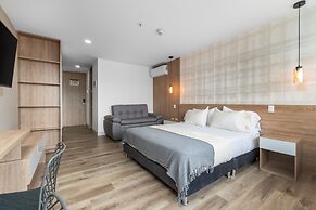 Apartment Go Living & Suites by HOUSY HOST