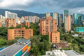 Apartment Go Living & Suites by HOUSY HOST