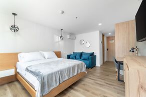 Apartment Go Living & Suites by HOUSY HOST