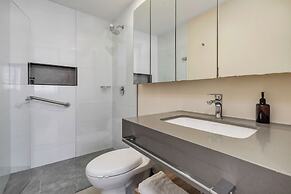 Apartment Go Living & Suites by HOUSY HOST