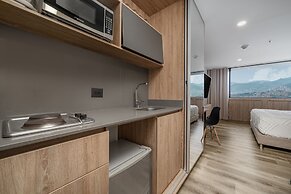 Apartment Go Living & Suites by HOUSY HOST