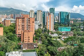 Apartment Go Living & Suites by HOUSY HOST