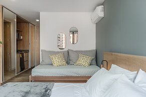 Apartment Go Living & Suites by HOUSY HOST