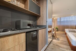 Apartment Go Living & Suites by HOUSY HOST