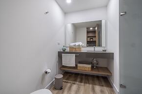 Apartment Go Living & Suites by HOUSY HOST