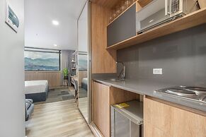 Apartment Go Living & Suites by HOUSY HOST