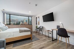 Apartment Go Living & Suites by HOUSY HOST