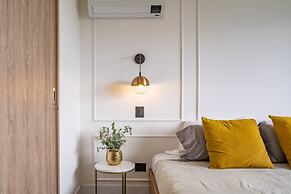 Apartment Go Living & Suites by HOUSY HOST