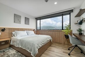 Apartment Go Living & Suites by HOUSY HOST