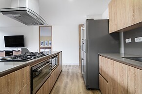 Apartment Go Living & Suites by HOUSY HOST