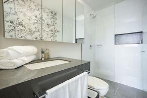 Apartment Go Living & Suites by HOUSY HOST