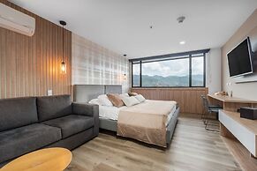 Apartment Go Living & Suites by HOUSY HOST