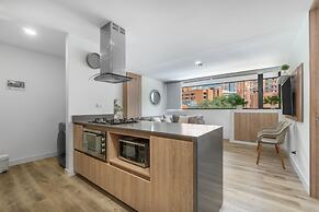 Apartment Go Living & Suites by HOUSY HOST