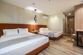 Apartment Go Living & Suites by HOUSY HOST