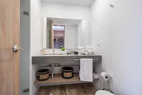 Apartment Go Living & Suites by HOUSY HOST