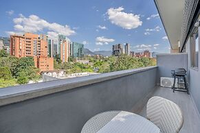 Apartment Go Living & Suites by HOUSY HOST