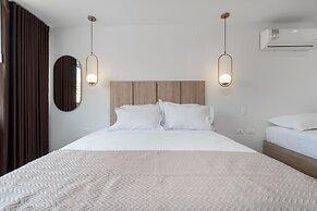 Apartment Go Living & Suites by HOUSY HOST