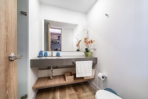 Apartment Go Living & Suites by HOUSY HOST