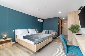 Apartment Go Living & Suites by HOUSY HOST