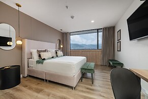 Apartment Go Living & Suites by HOUSY HOST