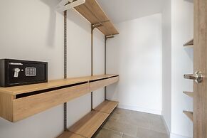 Apartment Go Living & Suites by HOUSY HOST