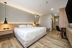 Apartment Go Living & Suites by HOUSY HOST