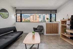 Apartment Go Living & Suites by HOUSY HOST