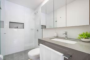 Apartment Go Living & Suites by HOUSY HOST