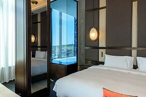 Seven Visions Resort and Places, the Dvin
