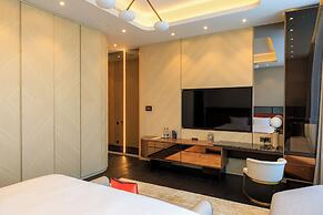 Seven Visions Resort and Places, the Dvin