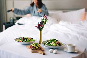 Seven Visions Resort and Places, the Dvin