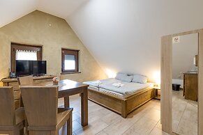 Pannonian Studio Mansarde For 2