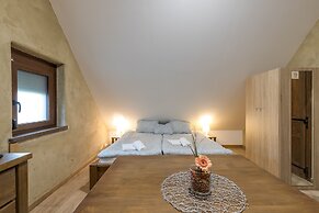 Pannonian Studio Mansarde For 2