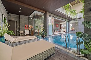 Tashi Oasis Hotel & Apartment
