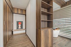 Tashi Oasis Hotel & Apartment