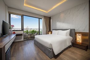 Tashi Oasis Hotel & Apartment