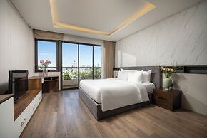 Tashi Oasis Hotel & Apartment