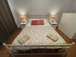Paradise Rooms
