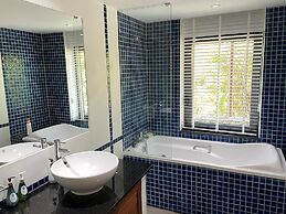 Andaman Hills by Lofty