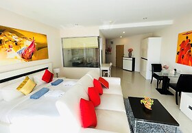 Chic Condo apartment by Lofty