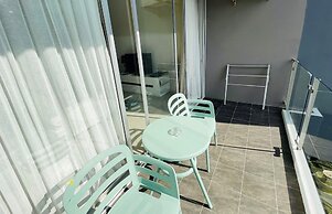 Chic Condo apartment by Lofty